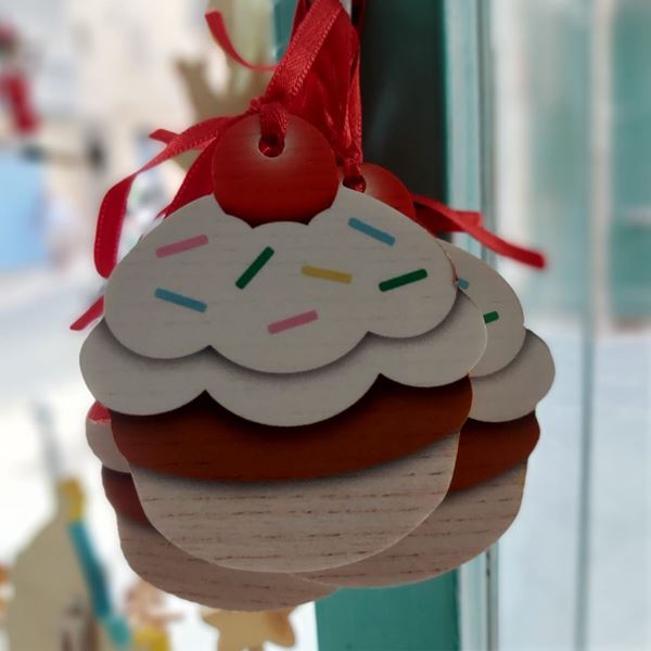 Picture of CUPCAKE ORNAMENT WITH RIBBON